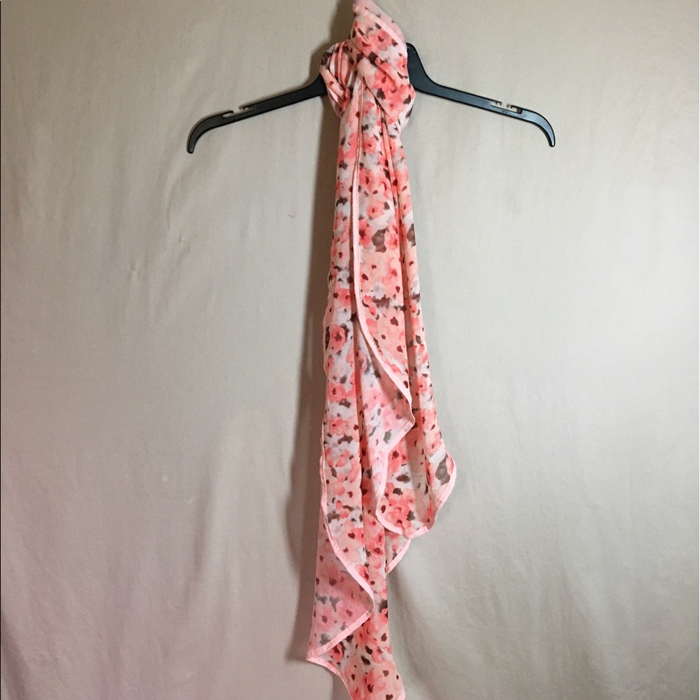 🧩Collection Eighteen scarf. - Picture 2 of 5